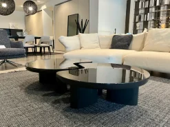 Tavolino modello Ernest di Poliform a prezzo ribassato