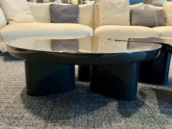 Tavolino modello Ernest di Poliform a prezzo ribassato