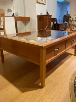 Tavolino modello Espositore di Artigianale a prezzo scontato