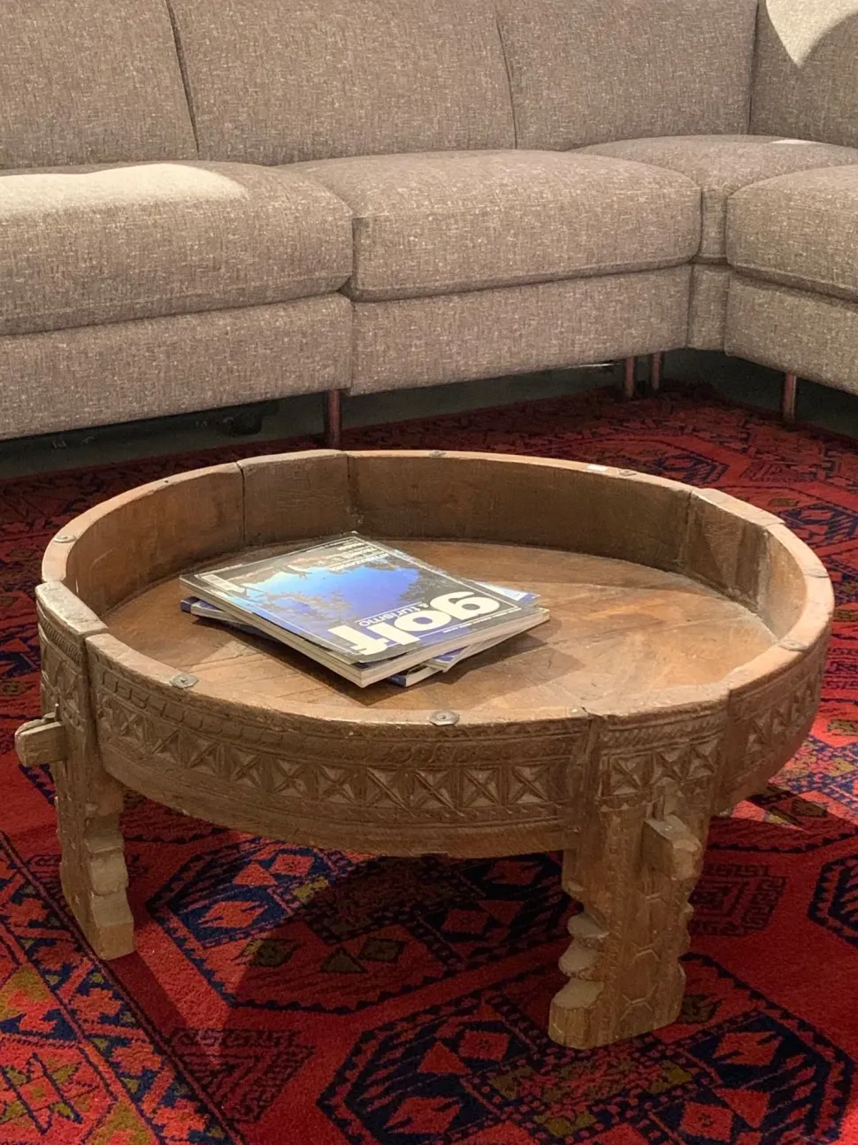 Tavolino modello Etnico di Zr a prezzo ribassato