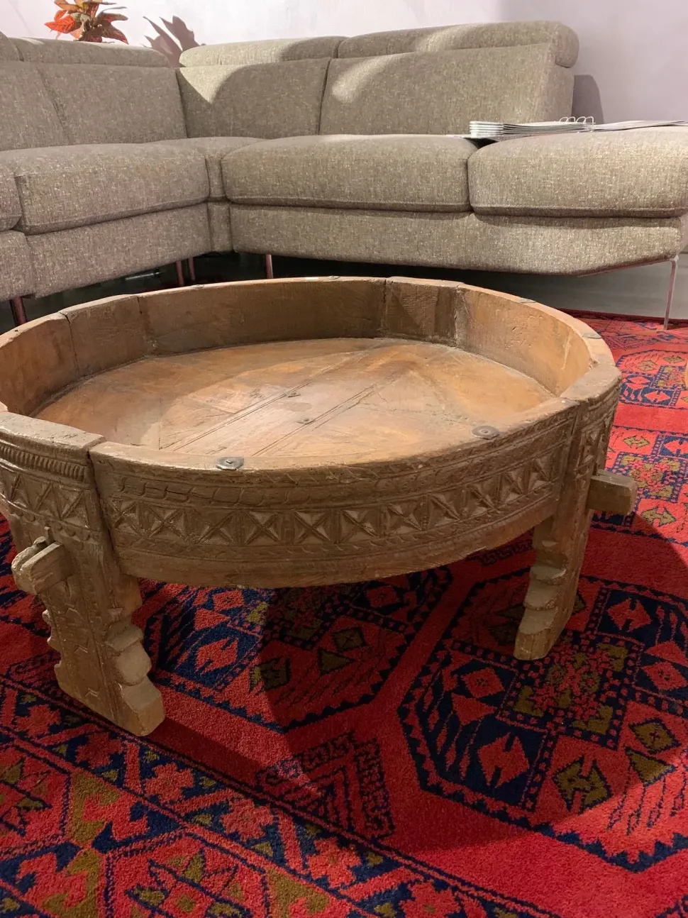 Tavolino modello Etnico di Zr a prezzo ribassato