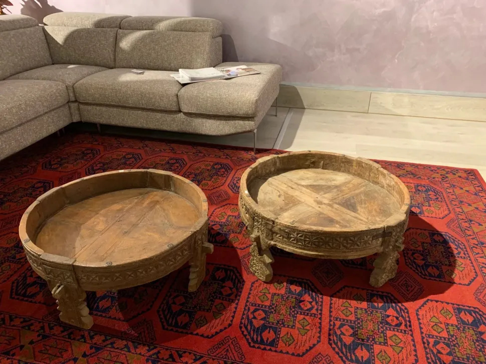 Tavolino modello Etnico di Zr a prezzo ribassato