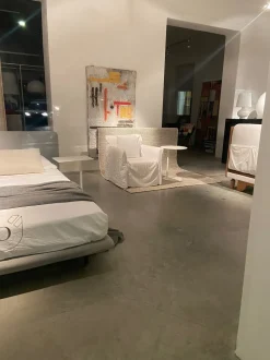 Tavolino modello Librio tavolini asimmetrici di Md house a prezzo ribassato