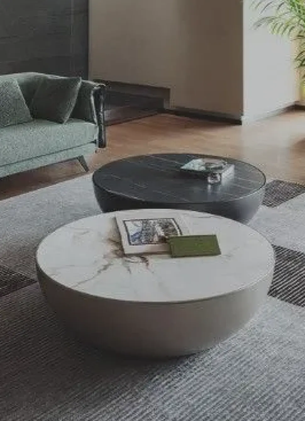 Tavolino modello Planet di Bonaldo a prezzo ribassato