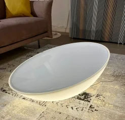 Tavolino modello Solar indoor di Foscarini a prezzo scontato