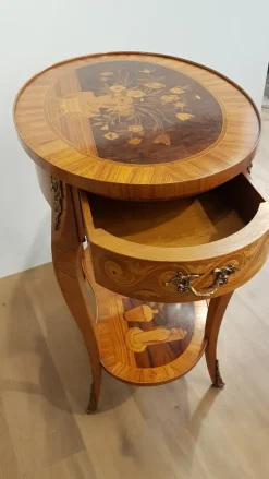 Tavolino modello Tavolino luigi xv di Artigianale a prezzo ribassato