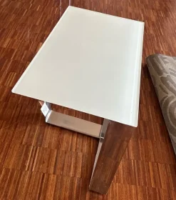 Tavolino modello Tavolino in vetro di Artigianale a prezzo scontato