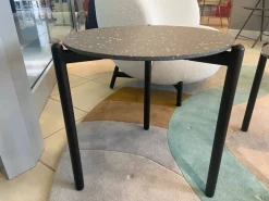 Tavolino moderno modello Undique di Kartell scontato