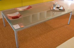 Tavolino moderno Tavolino modello helsinki di Desalto a prezzo scontato