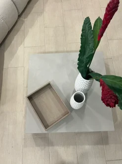 Tavolino moderno Tavolino da salotto novamobili  di Novamobili a prezzo scontato