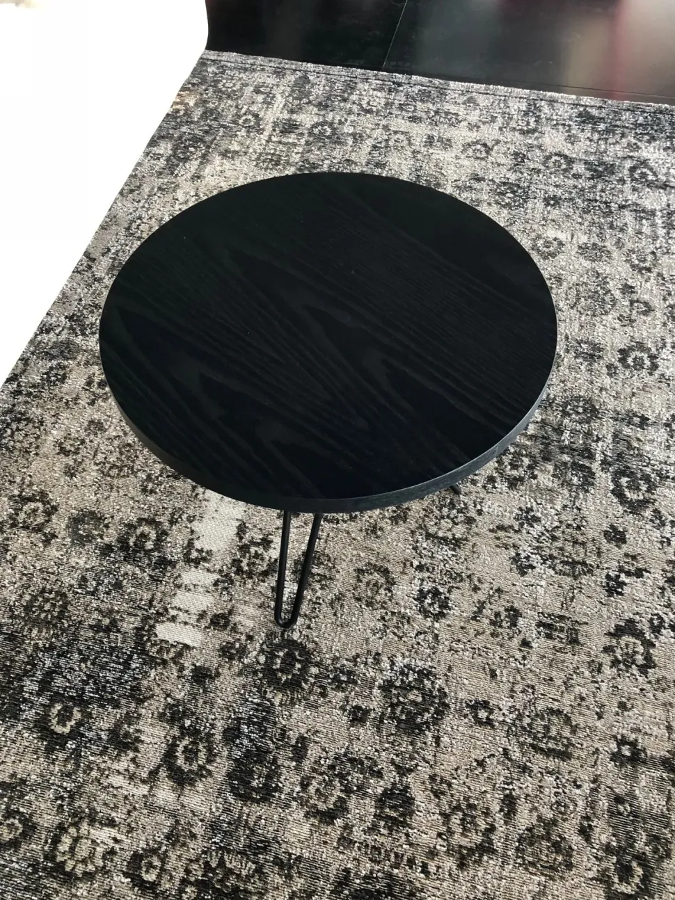 Tavolino Moroso modello Overdyed side table in OFFERTA OUTLET