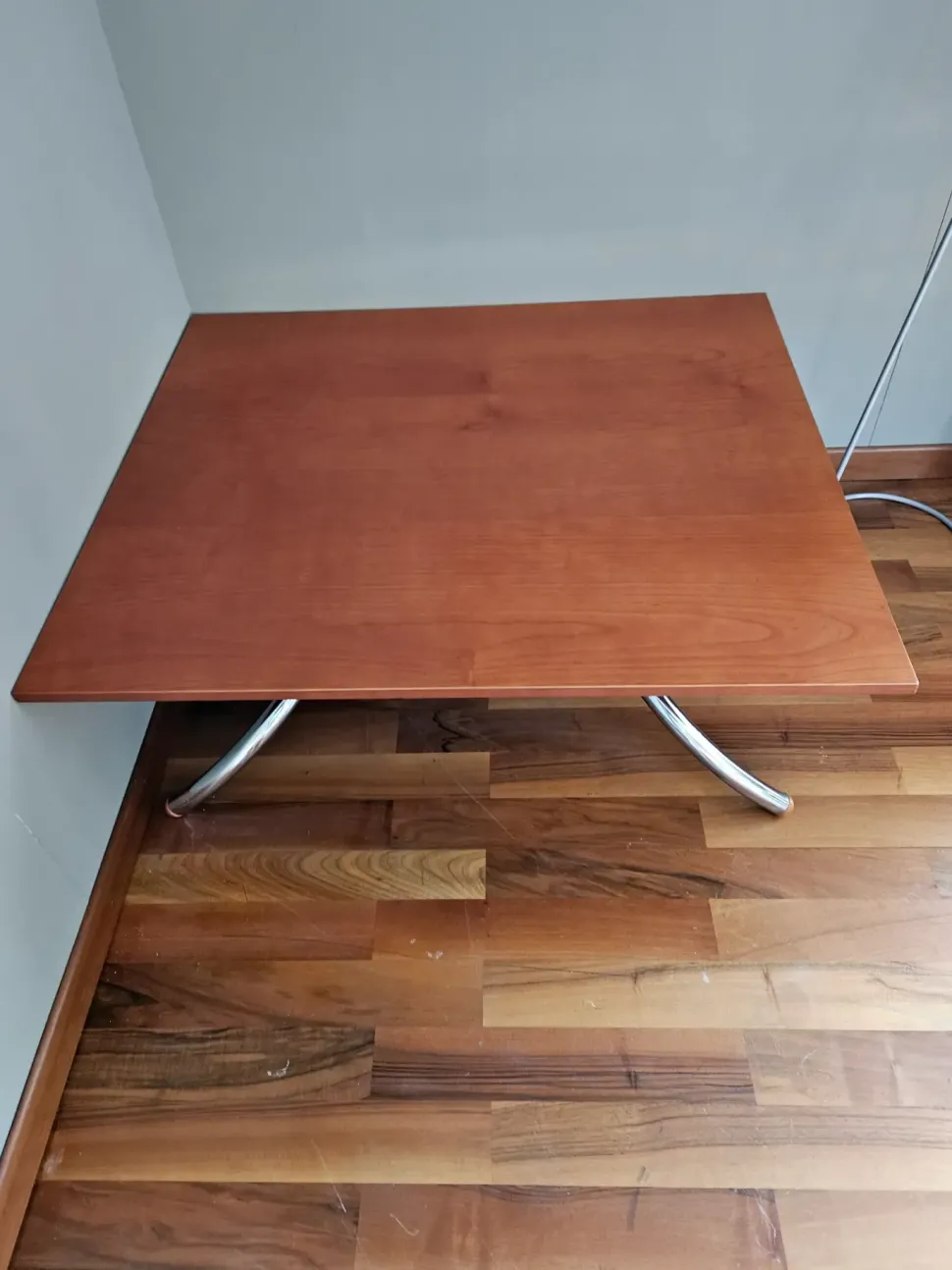Tavolino Pantera lucchese modello Tavolino in ciliegio in OFFERTA OUTLET