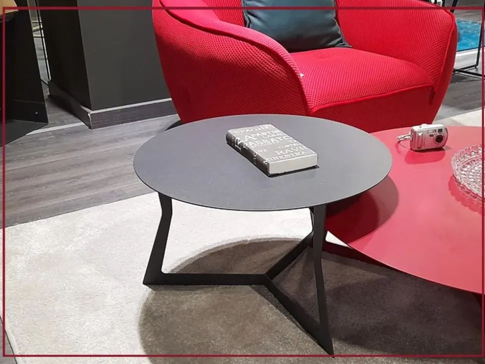 Tavolino Saturn del marchio Egoitaliano con forte sconto affrettati