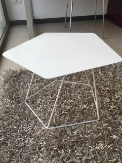 Tavolino Tectonic in stile Design Bonaldo a prezzo scontato