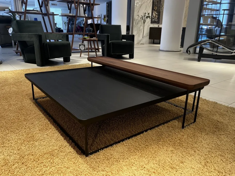 Tavolino Torei Cassina a prezzo riservato