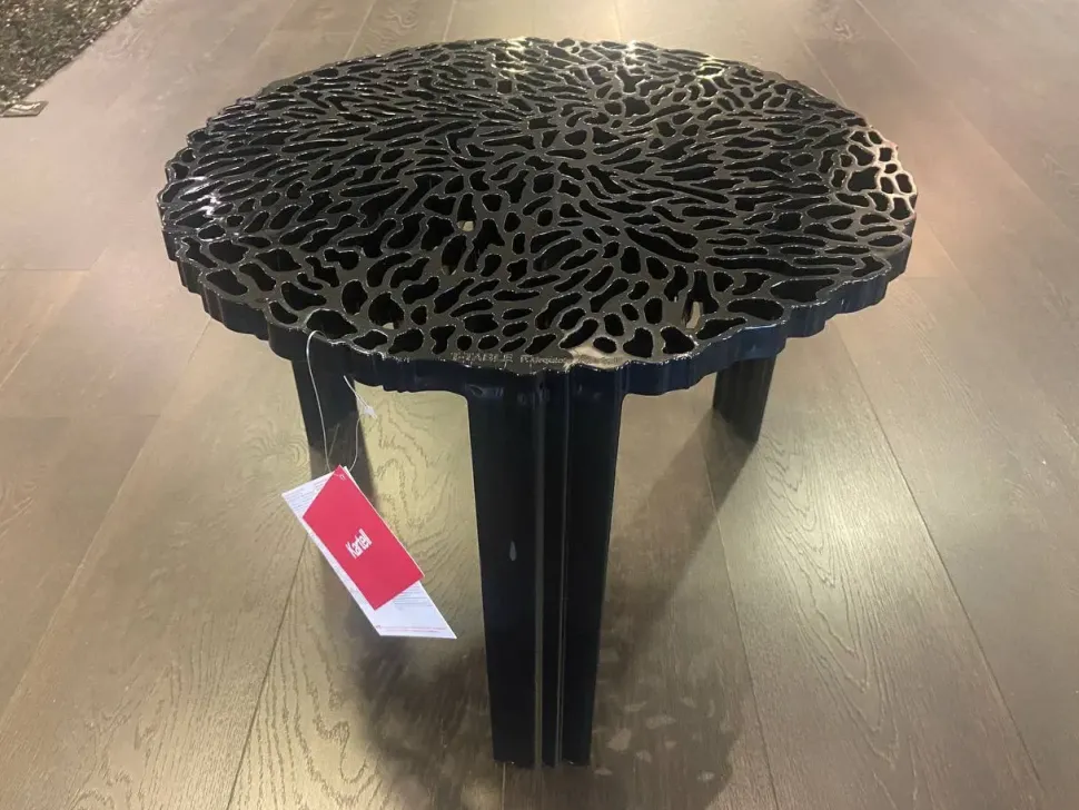 Tavolino T-table di Kartell scontato