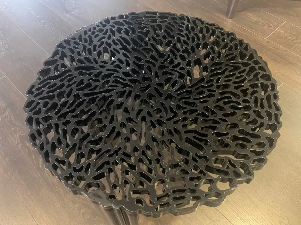 Tavolino T-table di Kartell scontato