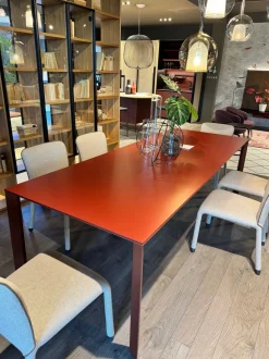 Tavolo Akashi Midj in laminato Quadrato allungabile scontato 40%