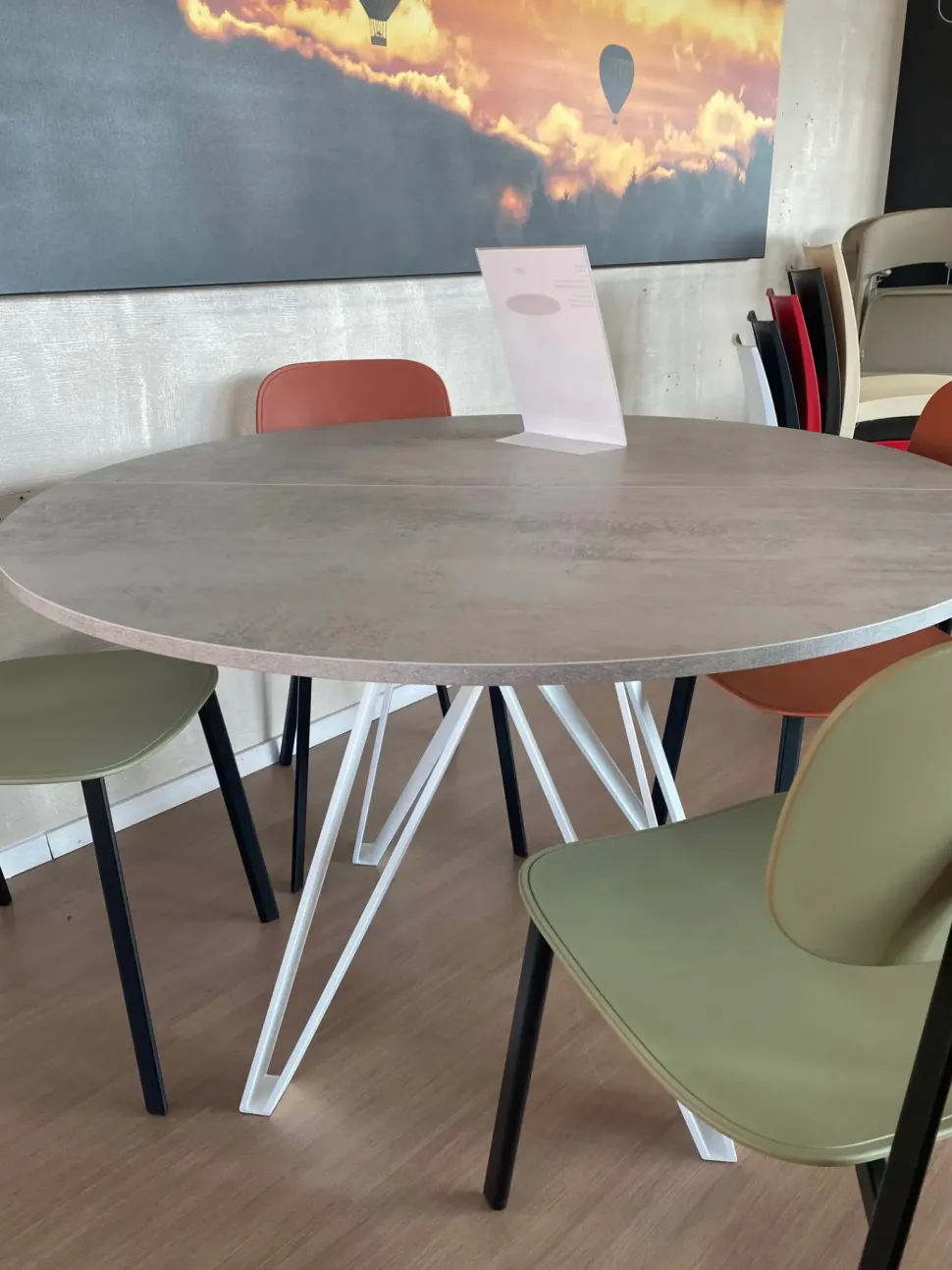 Tavolo Apple Zamagna in laminato Rotondo allungabile scontato 37%