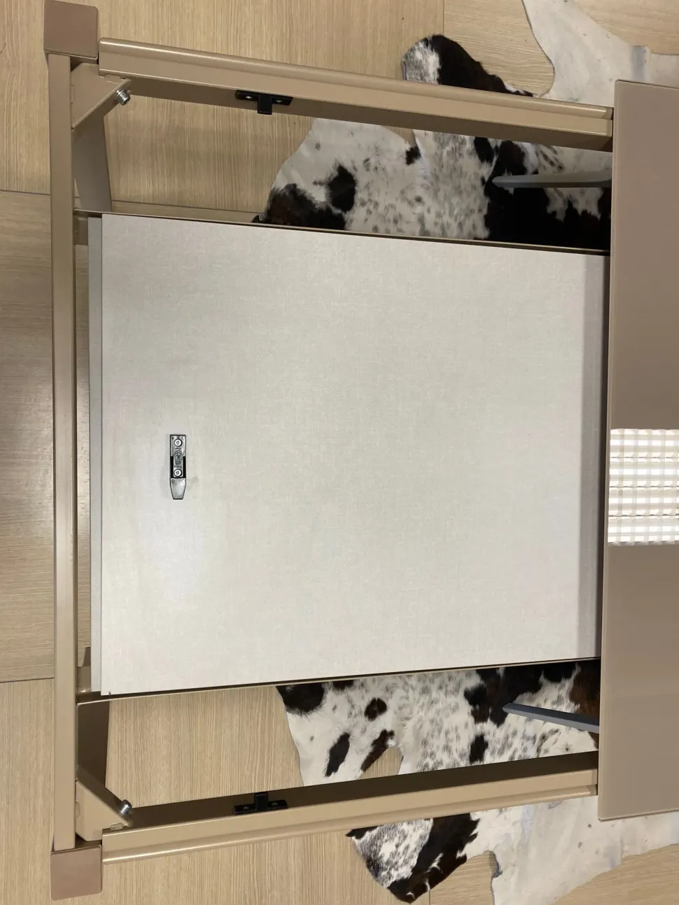 Tavolo Art. 831 di Artigianale scontato del 38%