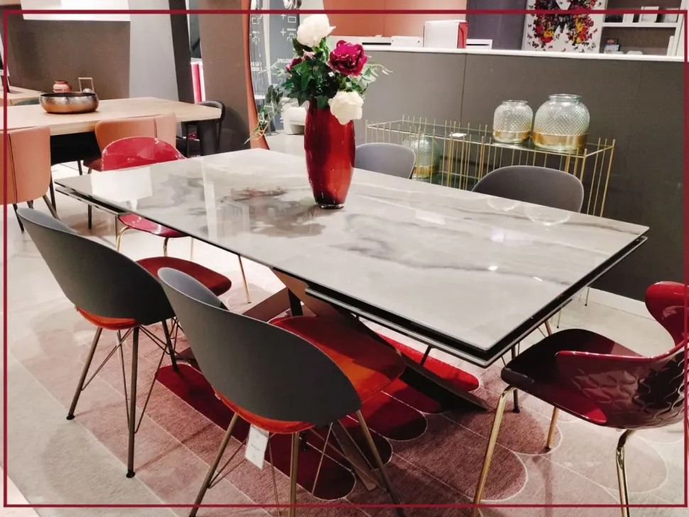 Tavolo Artistico di Bontempi scontato del 45%