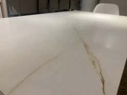 Tavolo Atlantis Altacom a prezzo ribassato