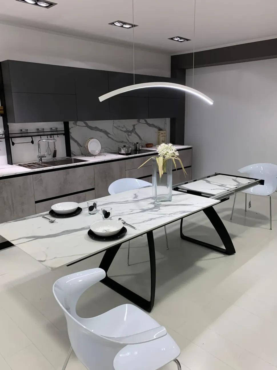 Tavolo Barret Stones a prezzo ribassato