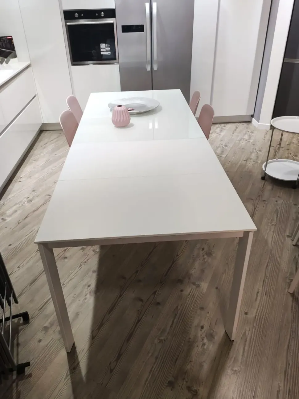 Tavolo con piano in vetro rettangolare di Connubia a PREZZO OUTLET