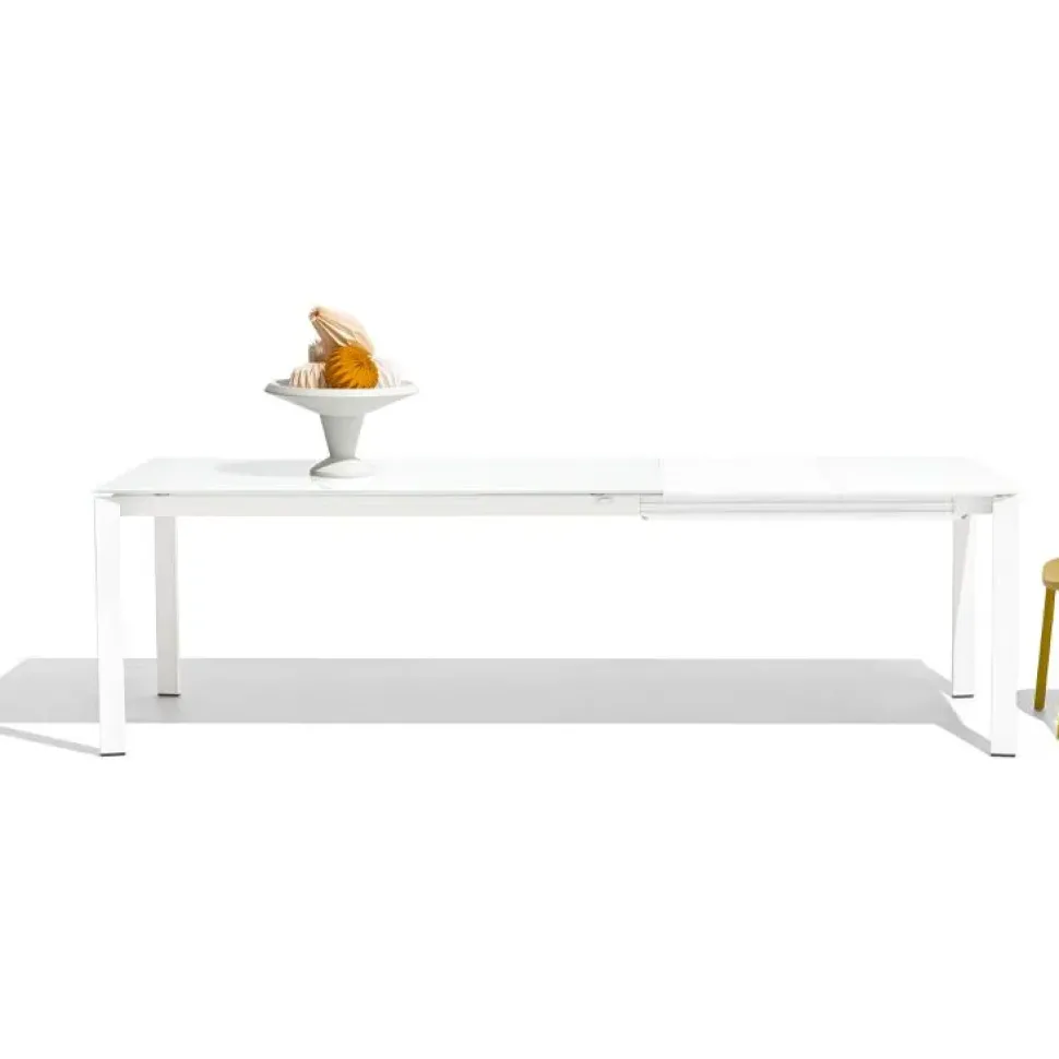 Tavolo con piano in vetro rettangolare di Connubia a PREZZO OUTLET