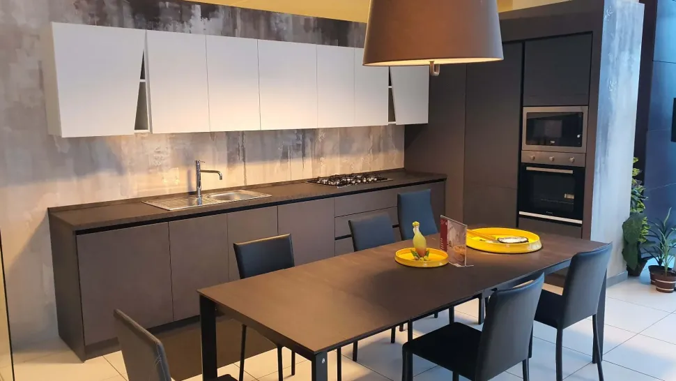 TAVOLO Connubia Eminence 2022 SCONTATO a PREZZI OUTLET