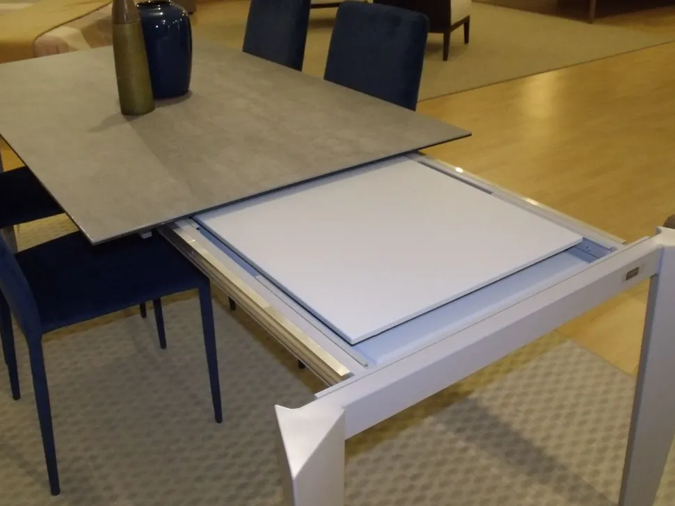 Tavolo Cruz Bontempi in ceramica Allungabile