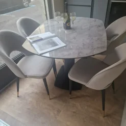 Tavolo Discovery di La seggiola scontato del 30%