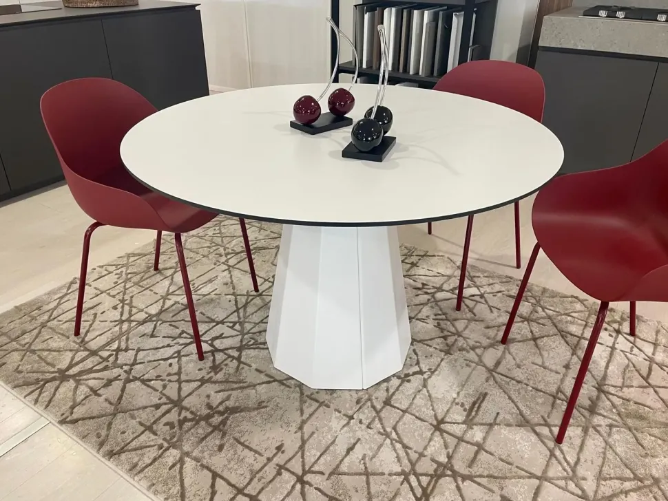 Tavolo Dix di Connubia: contatta il venditore per scoprire il prezzo