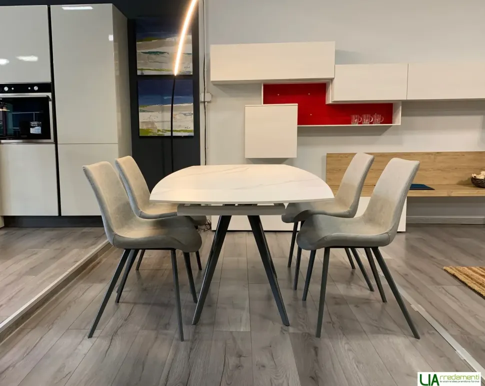 Tavolo ellittico in ceramica Vortice di Target point in Offerta Outlet