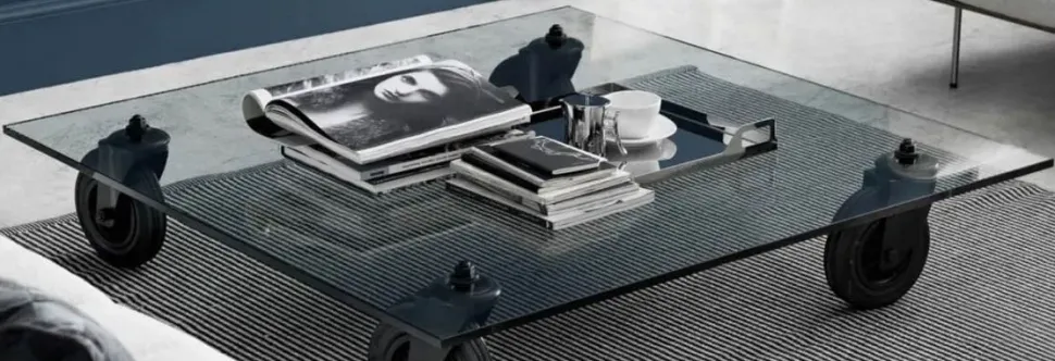 Tavolo Fontana Arte con ruote, stile design, prezzi imbattibili.