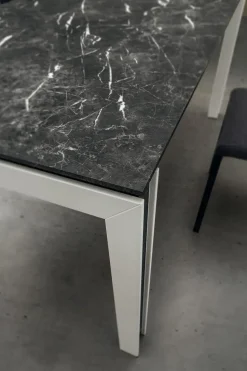 Tavolo Giovanni La primavera in laminato Allungabile