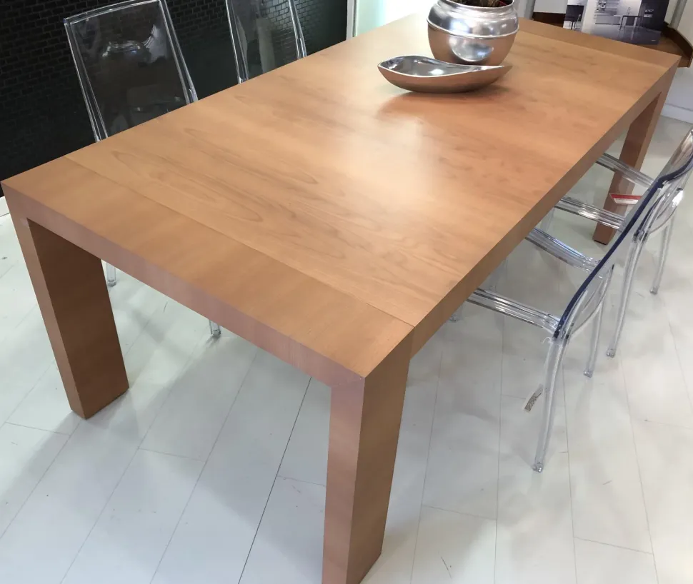 Tavolo Halifax modello Dante in legno ciliegio