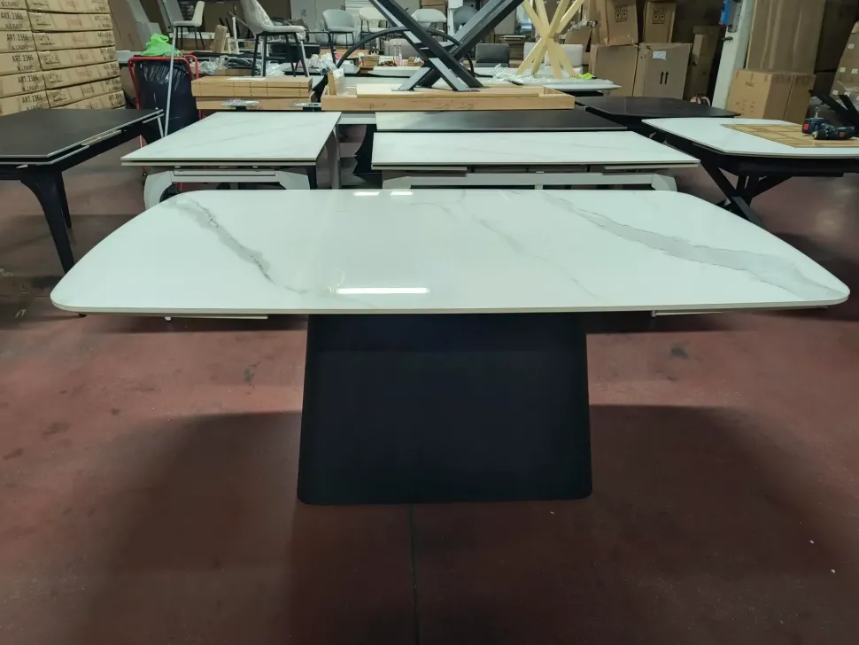 Tavolo in ceramica ellittico Tavolo in ceramica statuario Mobilificio bellutti a prezzo ribassato