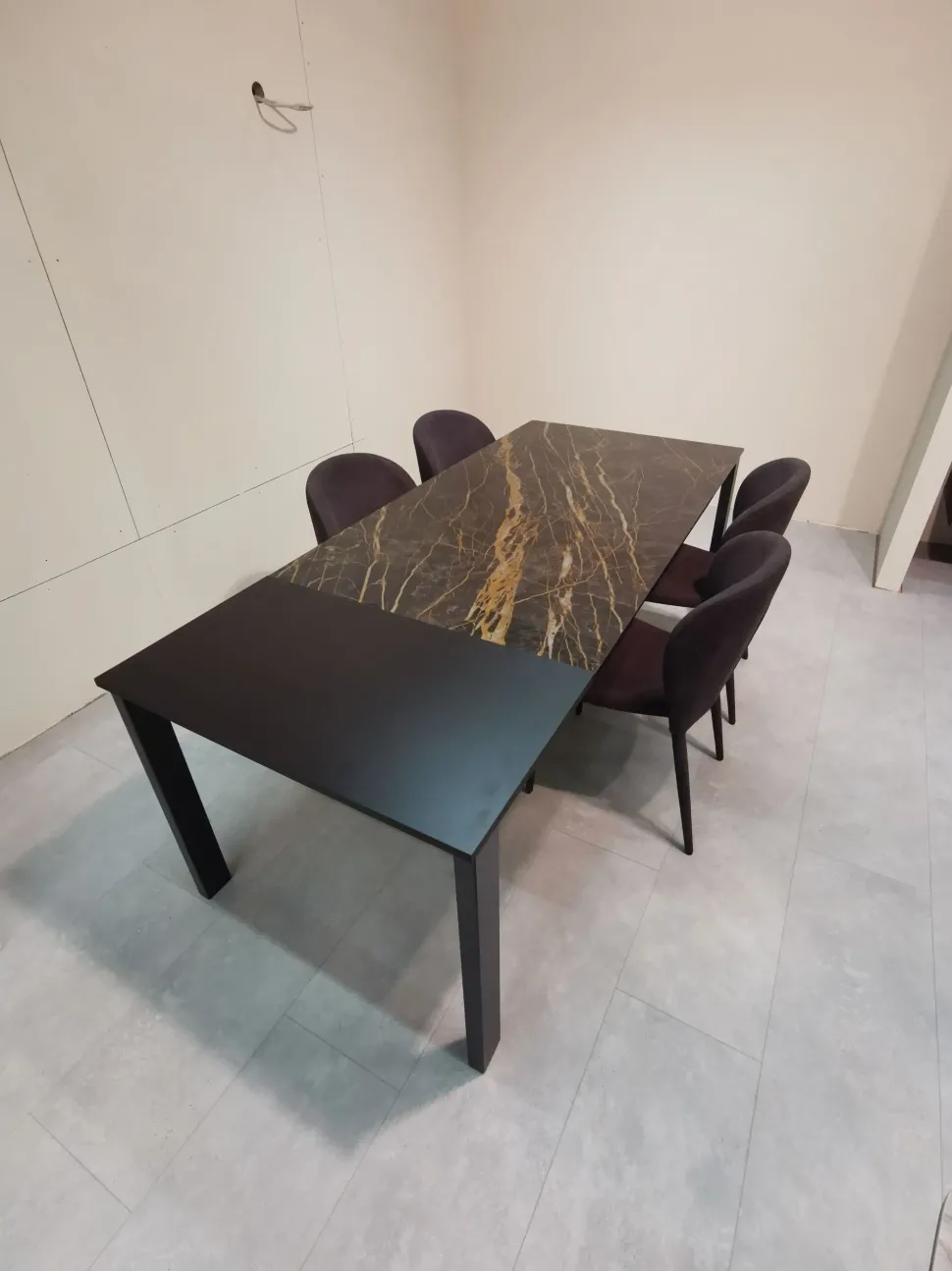 Tavolo in ceramica rettangolare Zenith t91 Friulsedie a prezzo ribassato