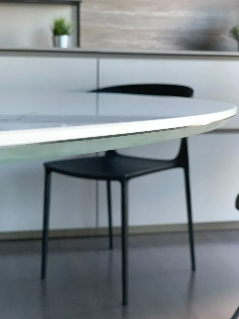 Tavolo in ceramica rotondo Circus Bonaldo a prezzo ribassato