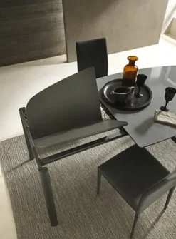 Tavolo in laminato ovale Ribot Altacom a prezzo ribassato