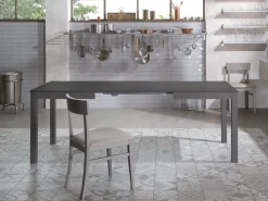 Tavolo in laminato rettangolare Traffic Stones in offerta outlet