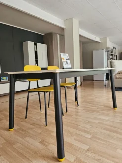 Tavolo in laminato rettangolare Combo - plus Pointhouse a prezzo scontato