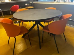 Tavolo in laminato rotondo Giove Connubia in offerta outlet