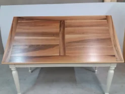 Tavolo in legno rettangolare Modello i solisti Artigianale in offerta outlet