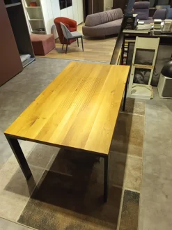 Tavolo in legno rettangolare Platz Mirandola nicola e cristano a prezzo scontato