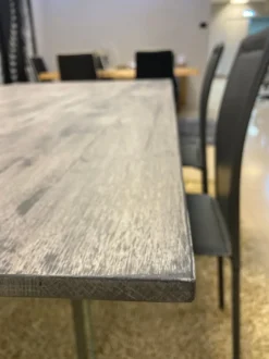 Tavolo in legno rettangolare Artiginale Artigianale in offerta outlet