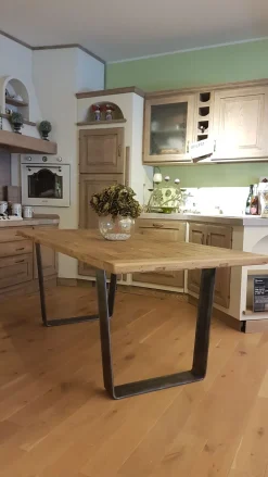 Tavolo in legno rettangolare Gate Nature design in offerta outlet