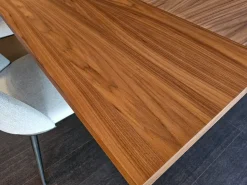 Tavolo in legno rettangolare 4x4 noce Tomasella in offerta outlet