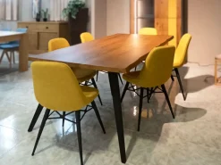 Tavolo in legno rettangolare Tavolo spillo Artigianale a prezzo scontato